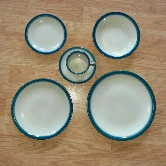 WEDGWOOD Blue Pacific-6 Piece Service Dinner,Salad,Soup,Bread,Cup/Saucer-Coupe-E - Picture 1 of 11